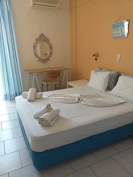 Kavos Bay Seafront Hotel Agia Marina  Экстерьер фото